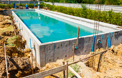Как сделать на даче бассейн из бетона своими руками